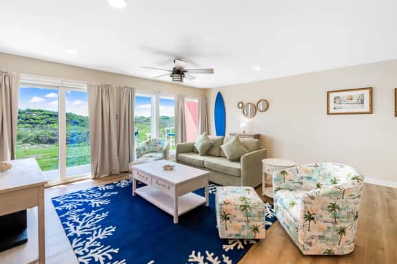 Casa Unit 102 - Image 1