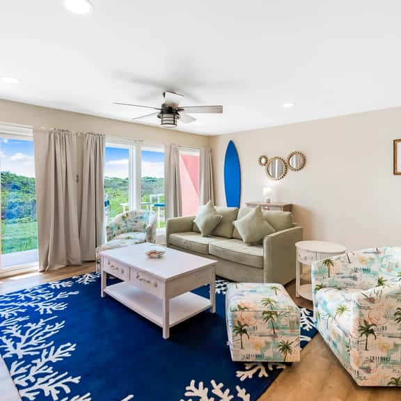 Casa Unit 102 - Image 1