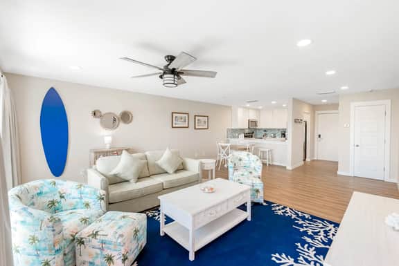 Casa Unit 102 - Image 2