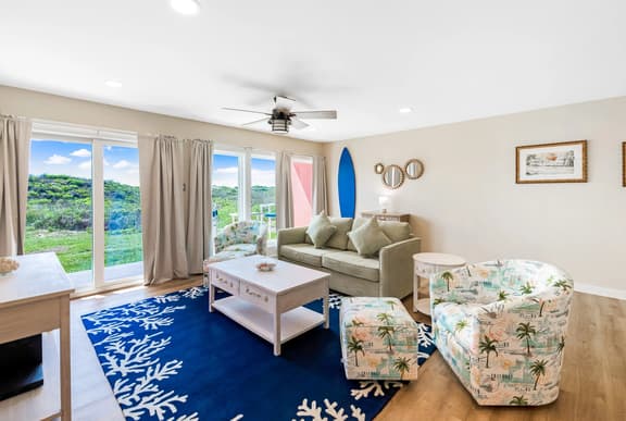 Casa Unit 102 - Image 1